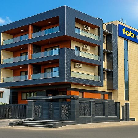 Fabhotel Vibe Noida Exterior foto