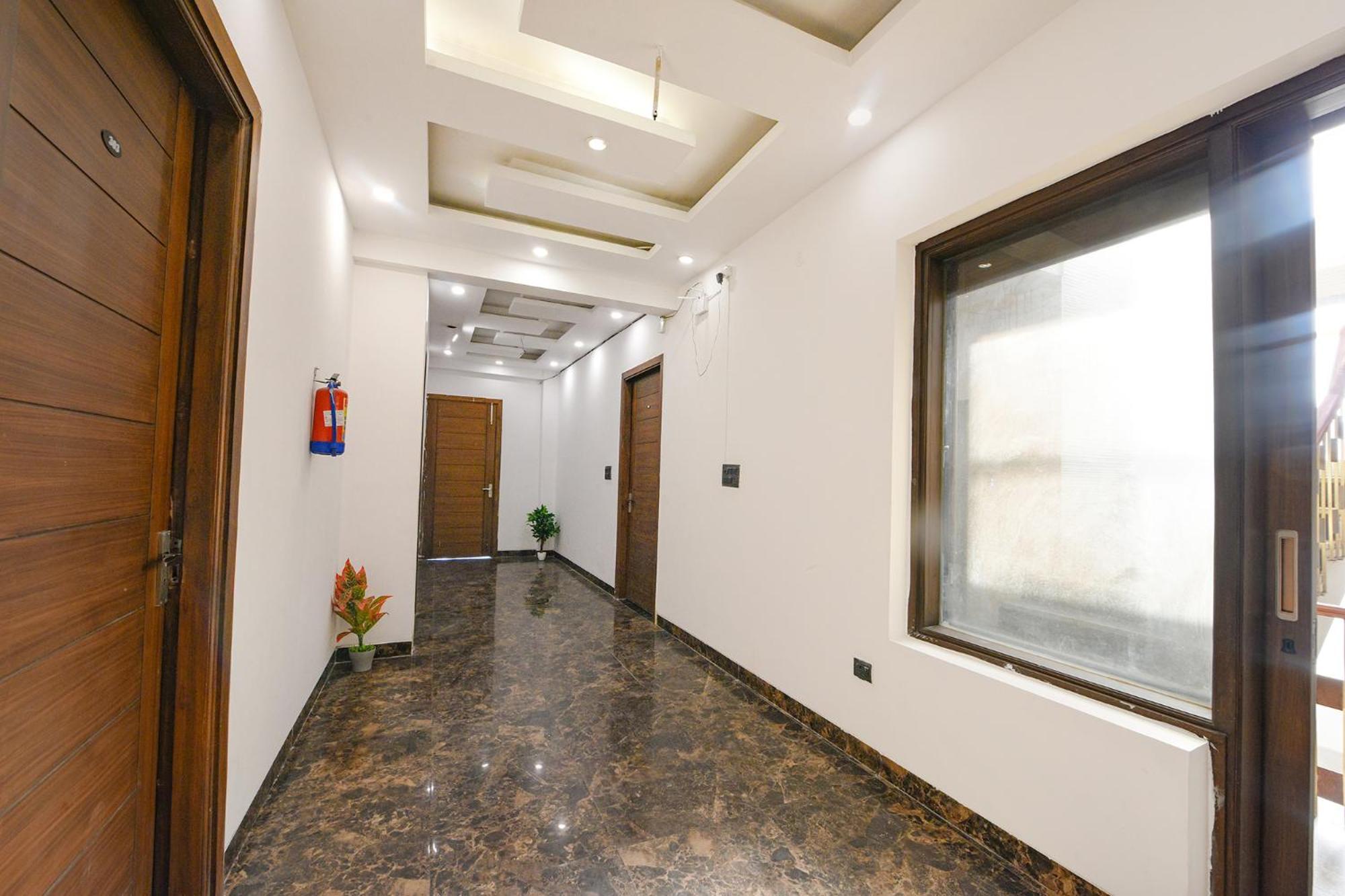 Fabhotel Vibe Noida Exterior foto