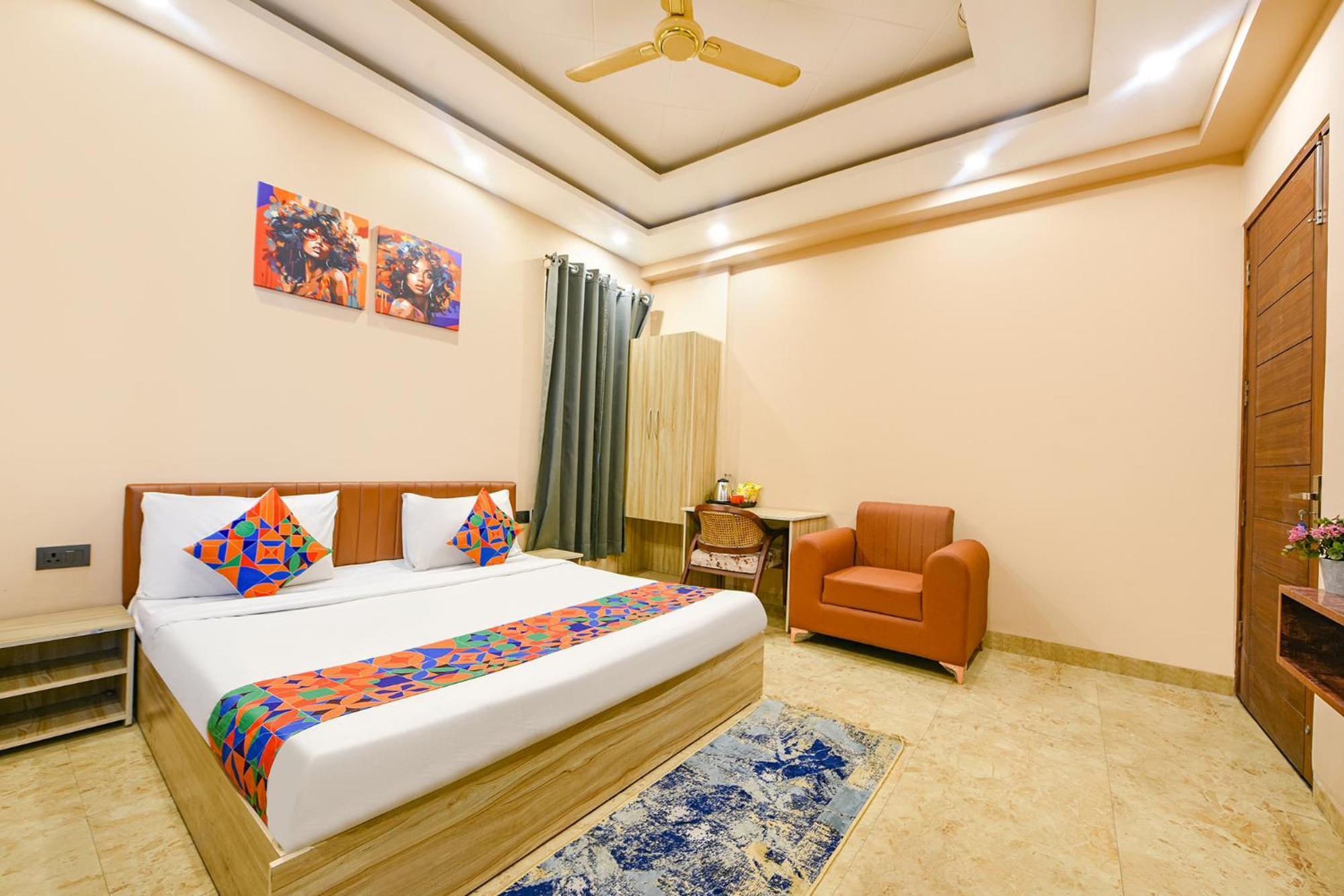 Fabhotel Vibe Noida Exterior foto
